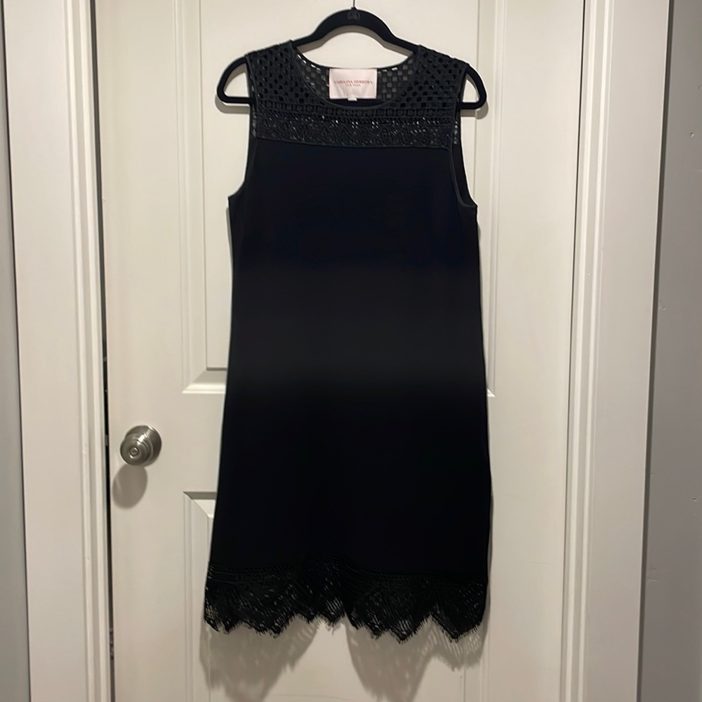 Carolina Herrera Women's Black Shift Dress With Guipure Lace